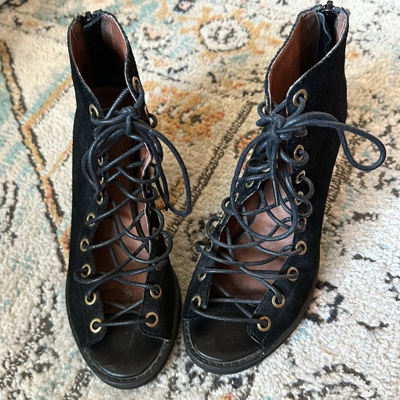 Jeffrey Campbell Cors Lace Up Ankle Booties - Picture 3 of 7